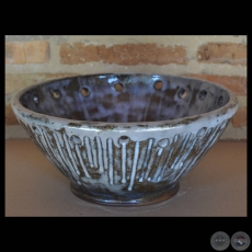 BACHAS, 2011 - Cerámicas de GABRIELA DÍAZ DE ESPADA